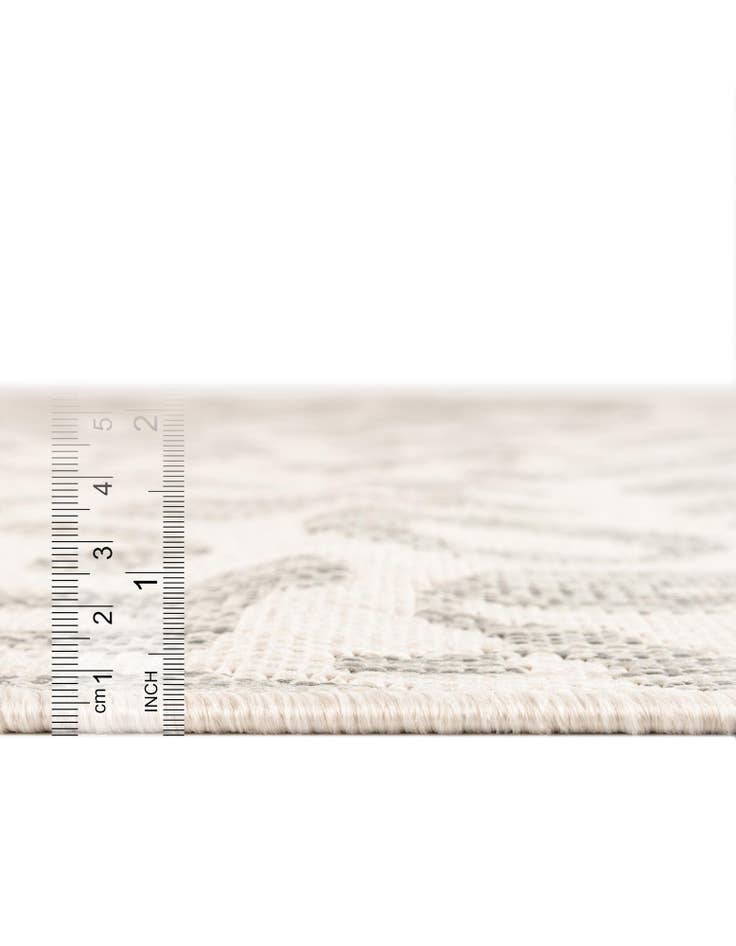 Detail image of 2' 7 x 10' Easy-Clean Safari Indoor / Outdoor Runner Rug