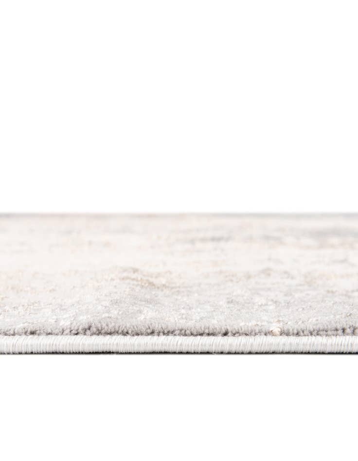 Detail image of 7' 10 x 7' 10 Highbury Square Rug