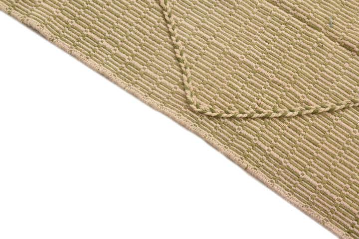 5' 9 x 9' 3 Hand Knotted Moroccan Wool Rug