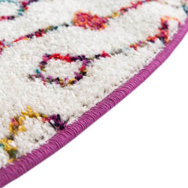 5' 3 x 8' Moroccan Trellis Oval Rug