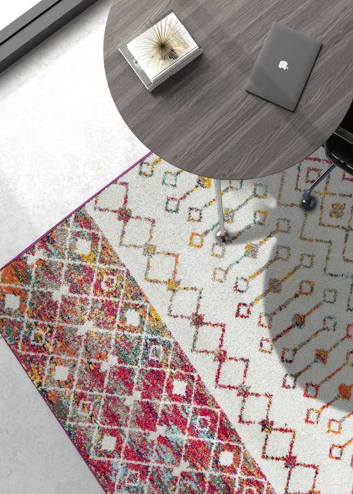5' 3 x 8' Moroccan Trellis Rug