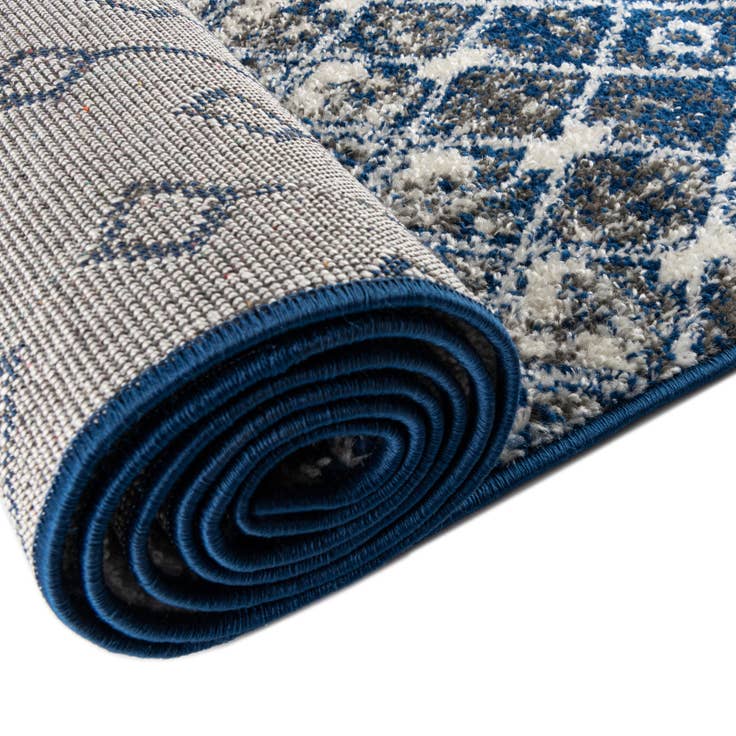 Detail image of 7' 10 x 10' Moroccan Trellis Rug