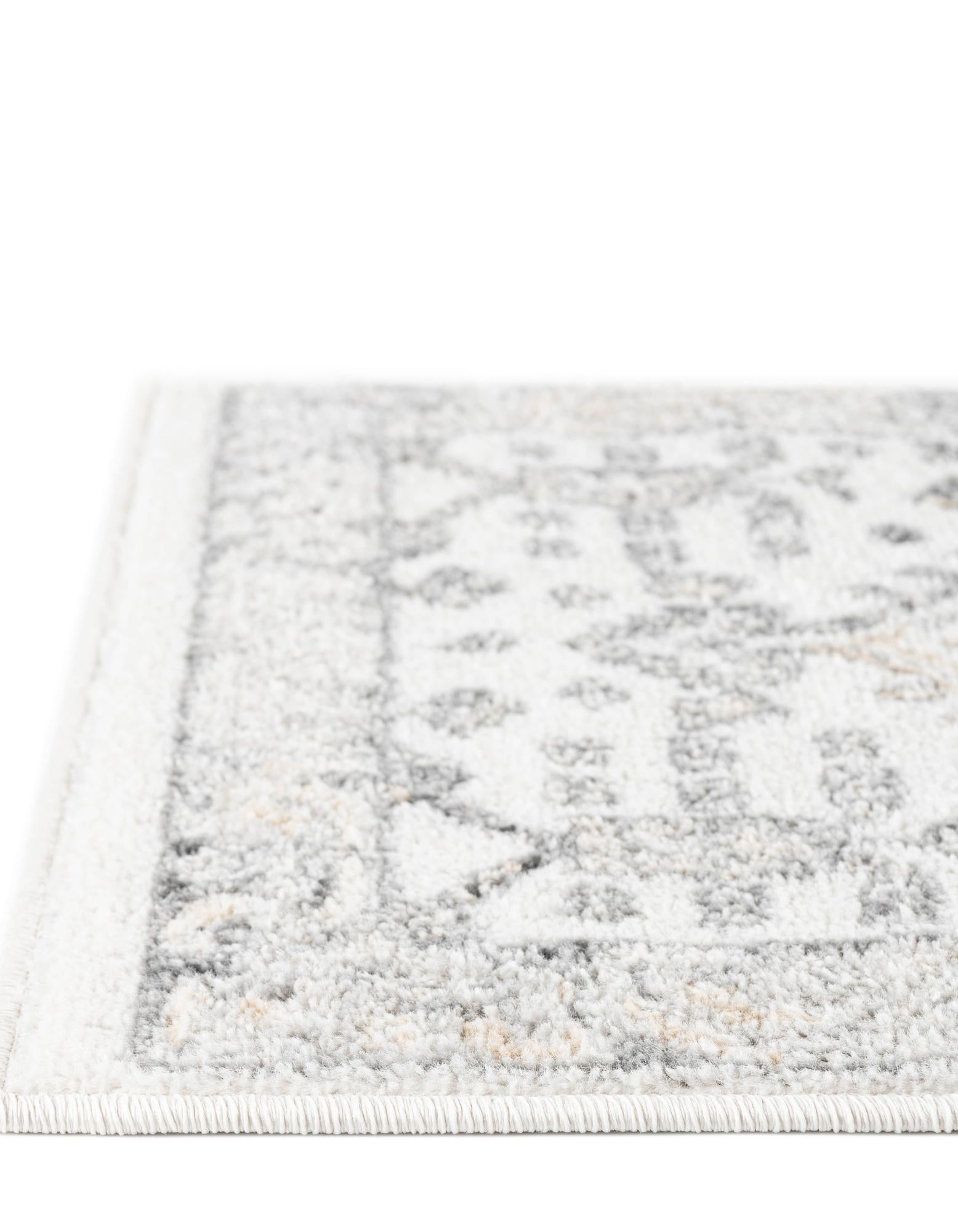 7' 10 x 7' 10 Aurelia Octagon Rug