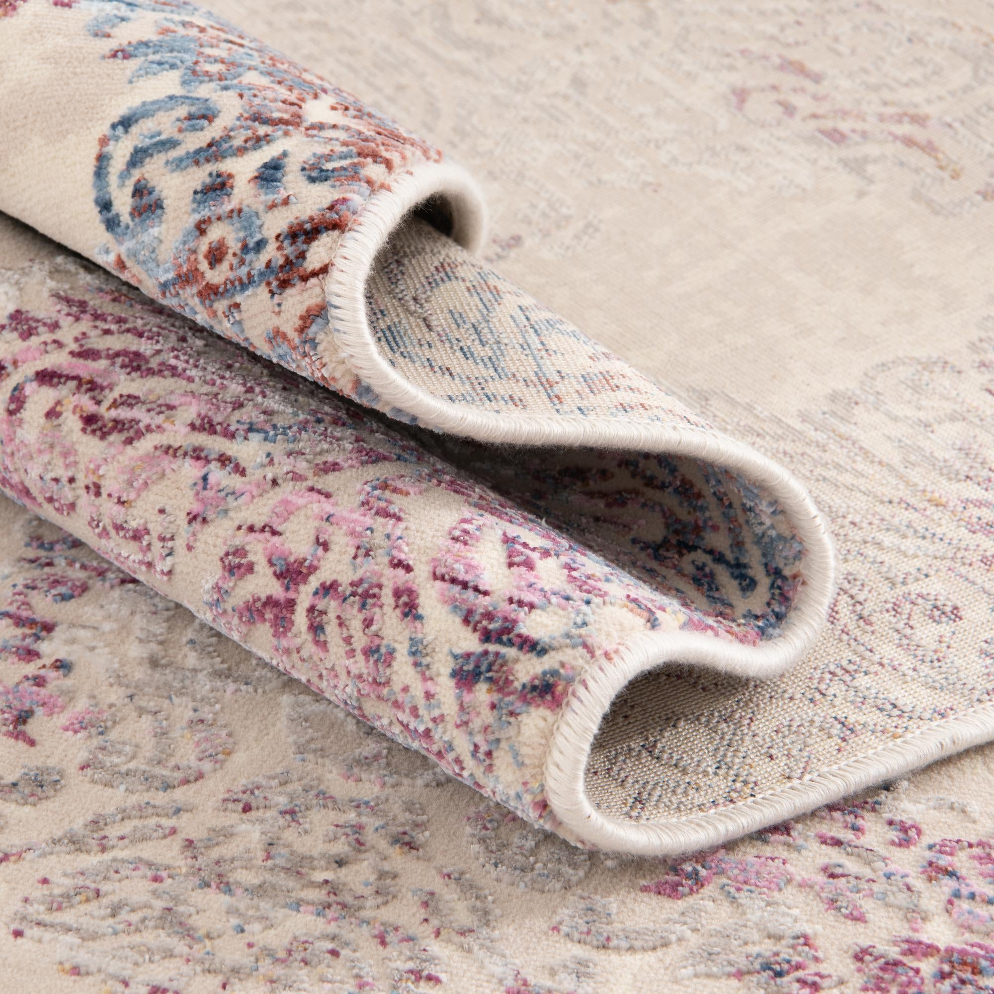 5' 3 x 5' 3 Deepa Octagon Rug