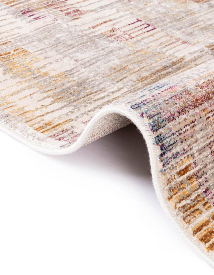 Detail image of 7' 10 x 7' 10 Deepa Octagon Rug