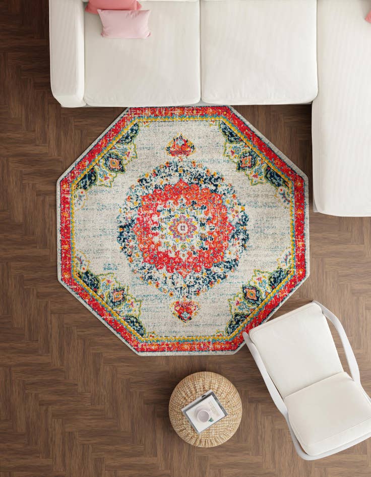 Detail image of 7' 10 x 7' 10 Madeline Octagon Rug