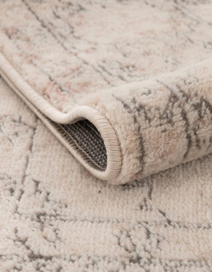 Detail image of 5' 3 x 5' 3 Oregon Octagon Rug