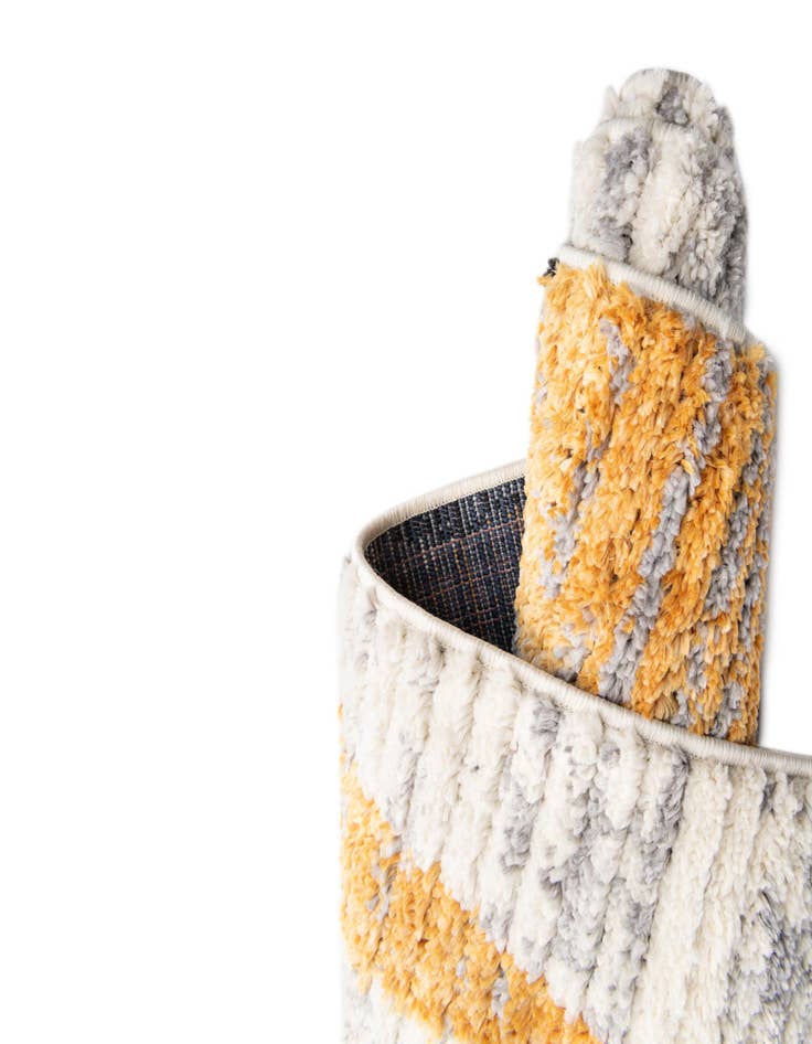 Detail image of 5' 3 x 5' 3 Tagine Octagon Rug