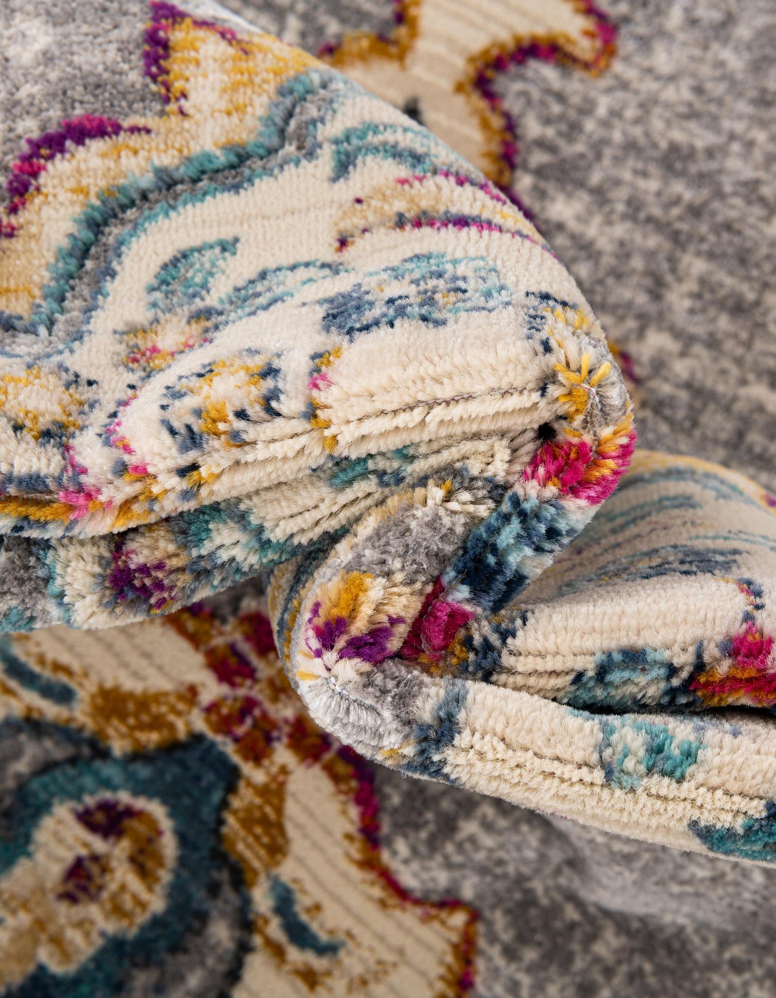 3' 7 x 5' 3 Budapest Oval Rug