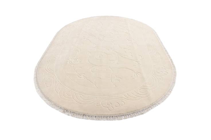 Detail image of 6' 6 x 9' 8 Hand Knotted Darya Wool Oval Rug