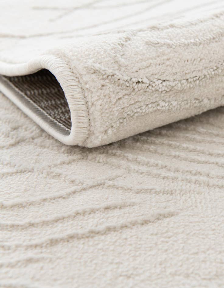 Detail image of 5' 3 x 8' Finsbury Oval Rug