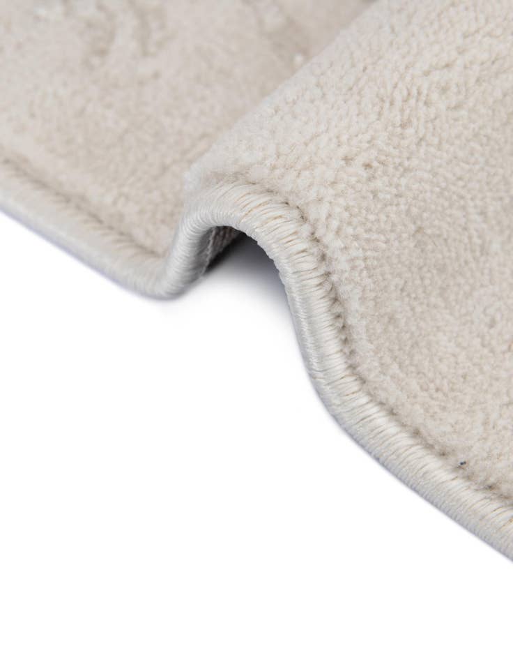 Detail image of 5' 3 x 8' Finsbury Oval Rug