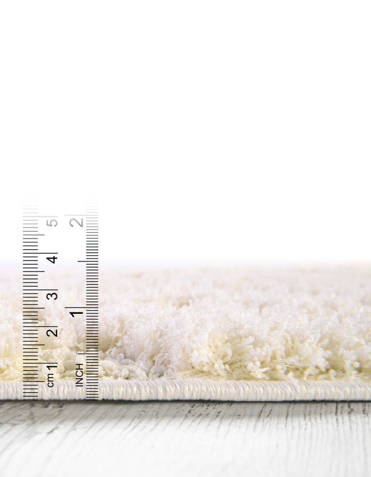 Detail image of 4' x 6' Floral Shag Oval Rug