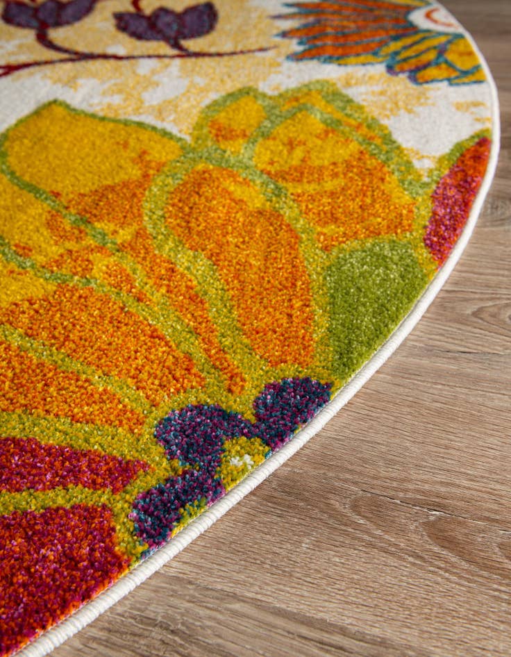 Detail image of 8' x 10' Florence Oval Rug