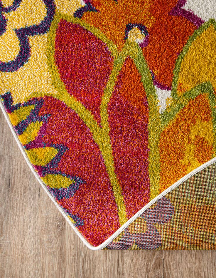 Detail image of 8' x 10' Florence Oval Rug
