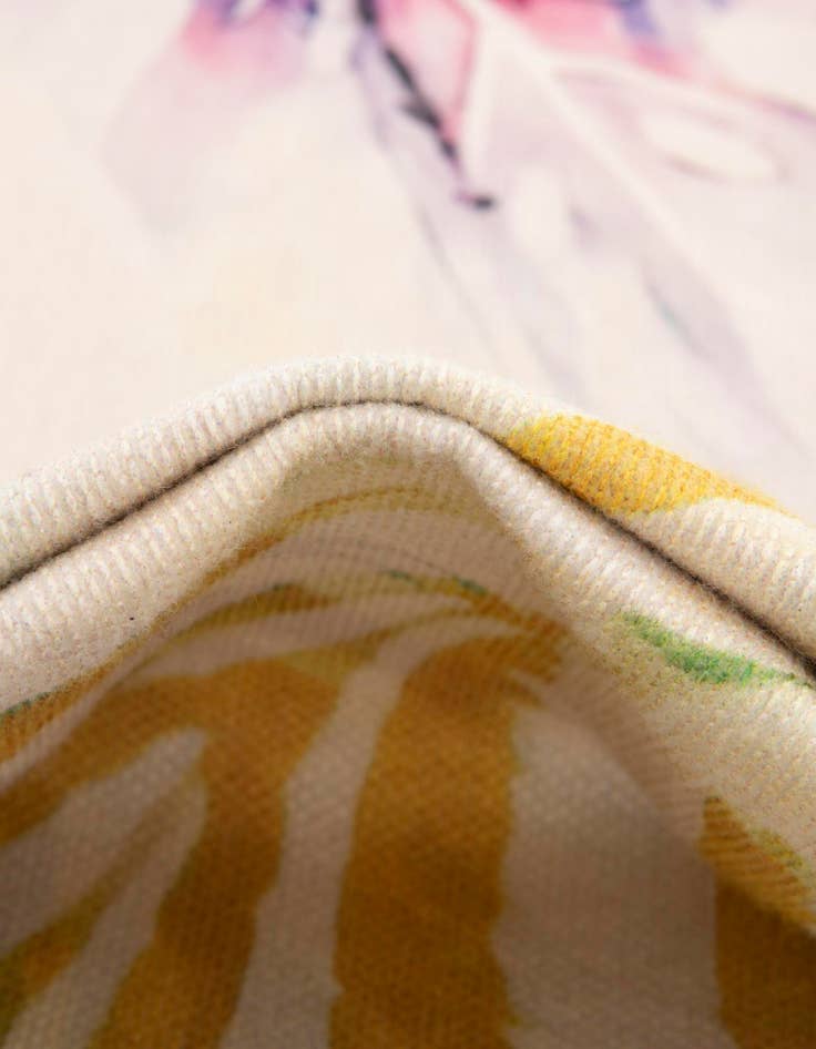 Detail image of 2' x 3' 1  Washable Jill Zarin Caribbean Indoor / Outdoor Oval Rug