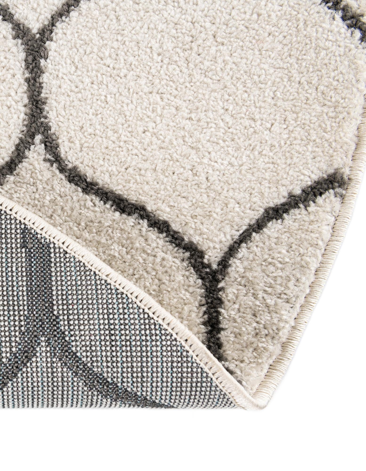 7' 10 x 10' Lattice Frieze Oval Rug