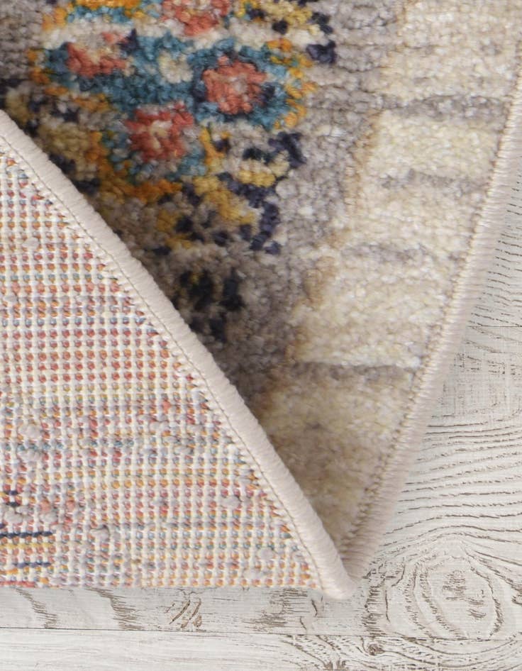Detail image of 5' 3 x 8' Lola Oval Rug