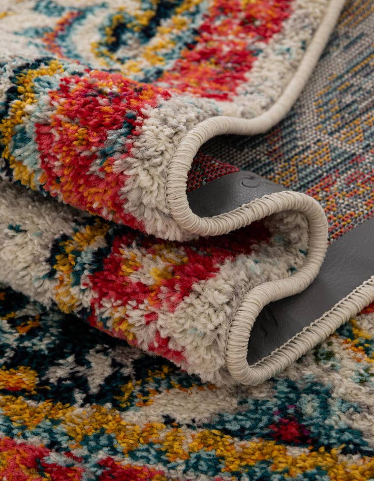 Detail image of 7' 10 x 10' Madeline Oval Rug