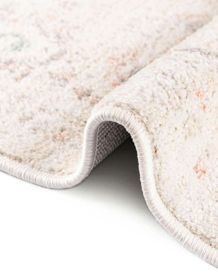 3' 3 x 5' 3 Madeline Vintage Oval Rug
