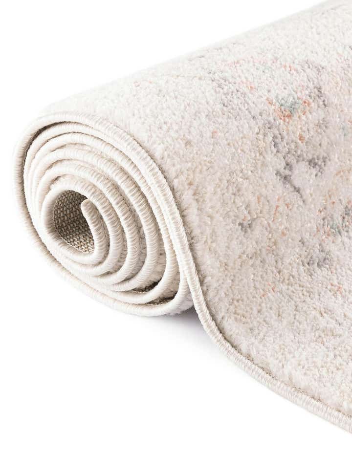 3' 3 x 5' 3 Madeline Vintage Oval Rug