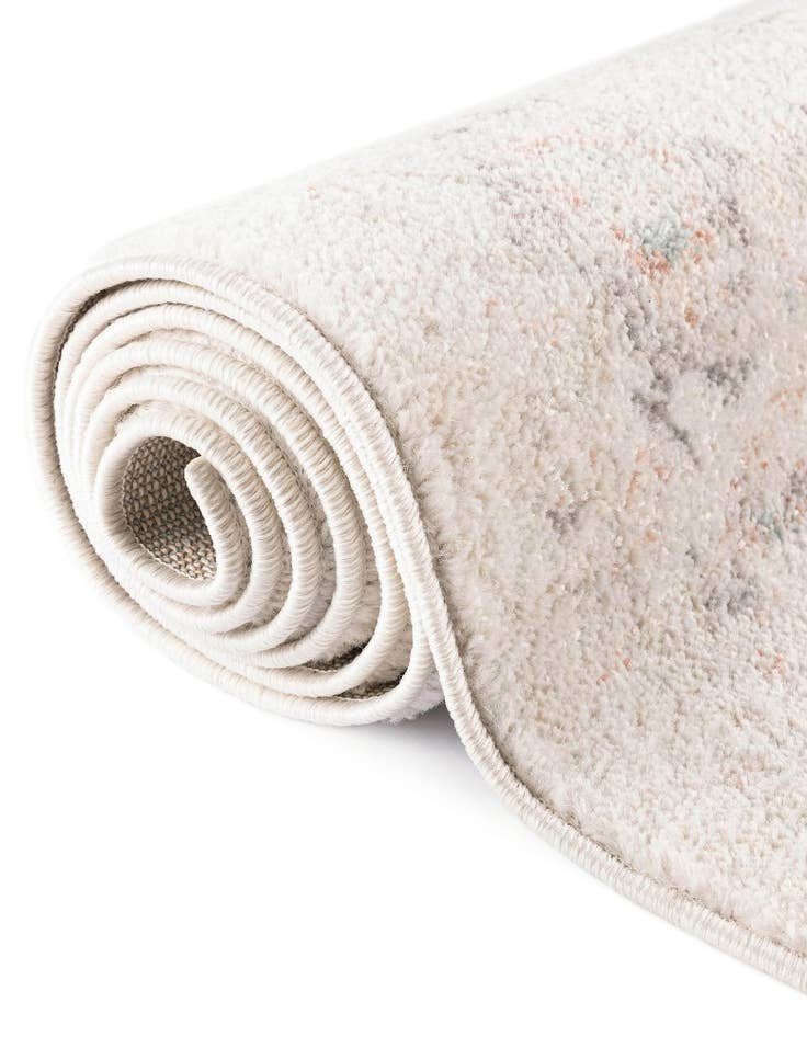 Detail image of 3' 3 x 5' 3 Madeline Vintage Oval Rug