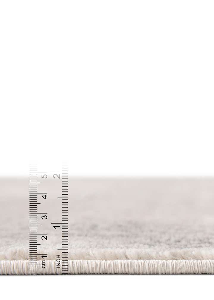 6' x 9' Nyla Oval Rug