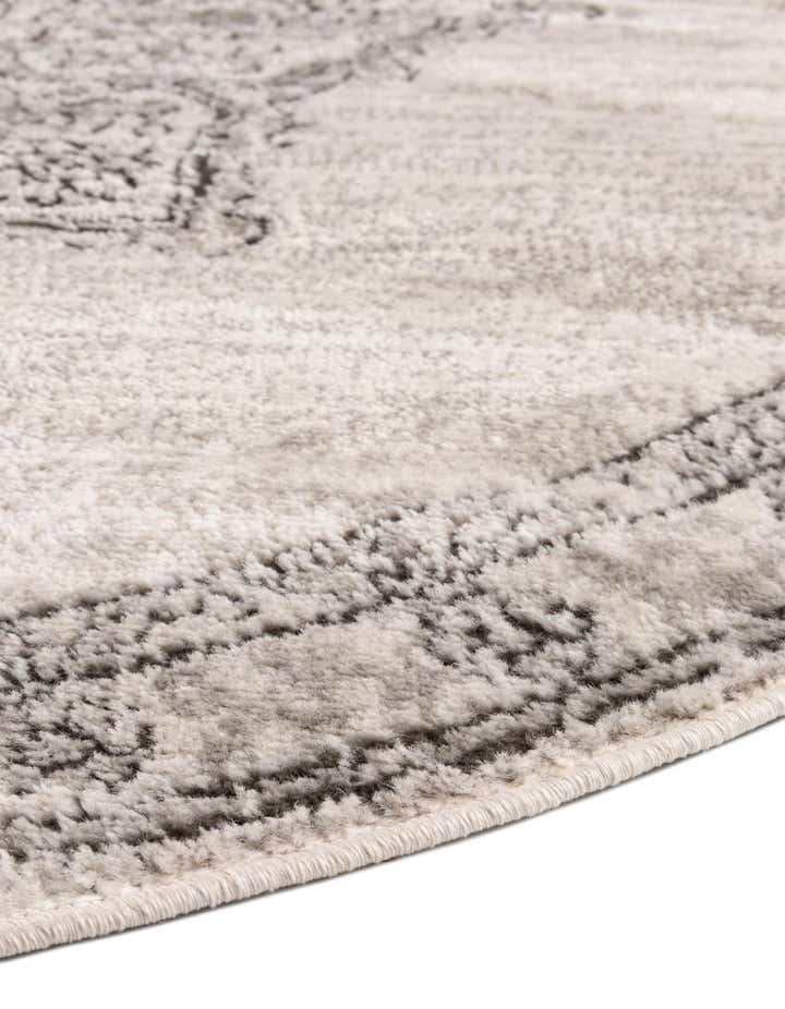 5' 3 x 8' Nyla Oval Rug