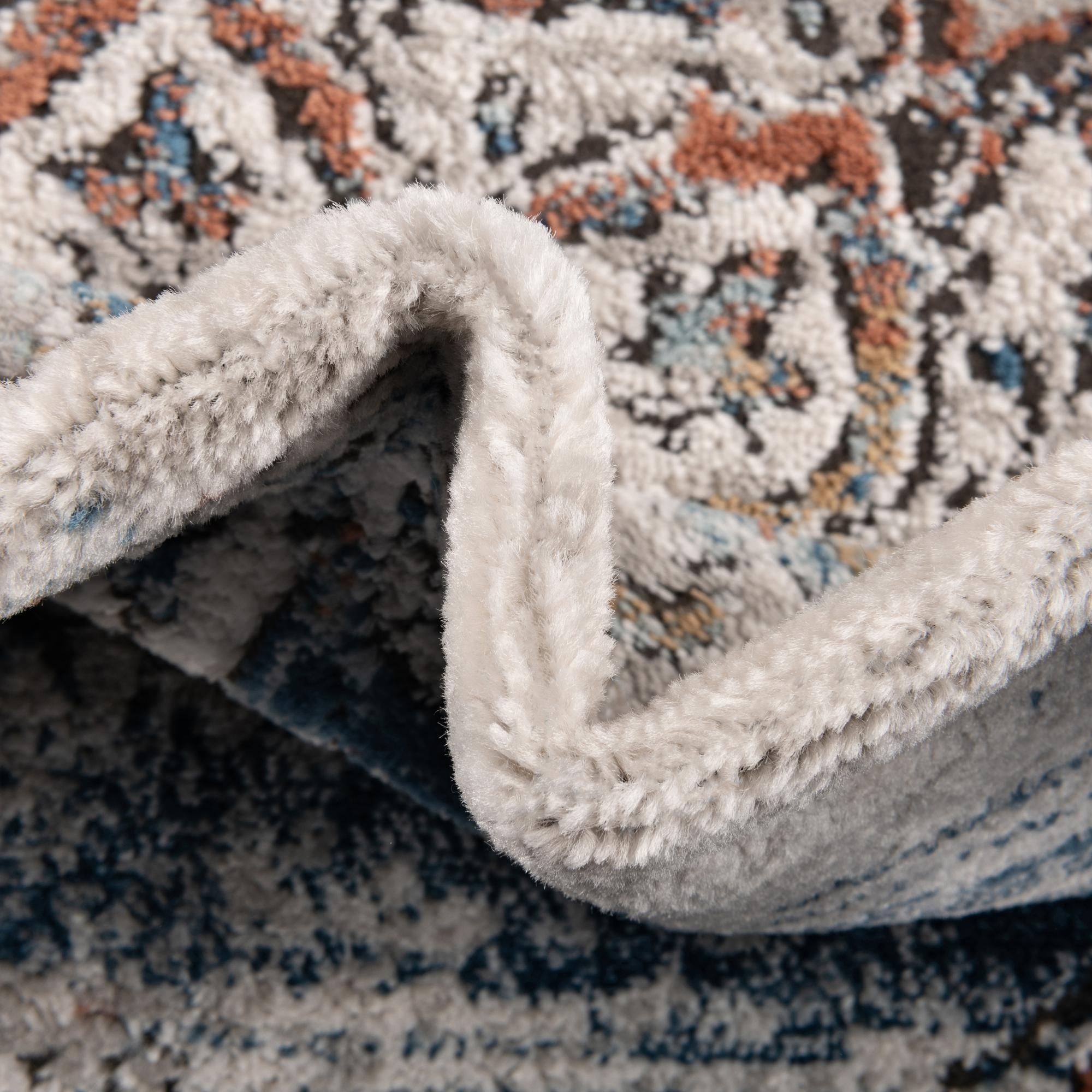 7' 10 x 9' 10 Nyla Oval Rug