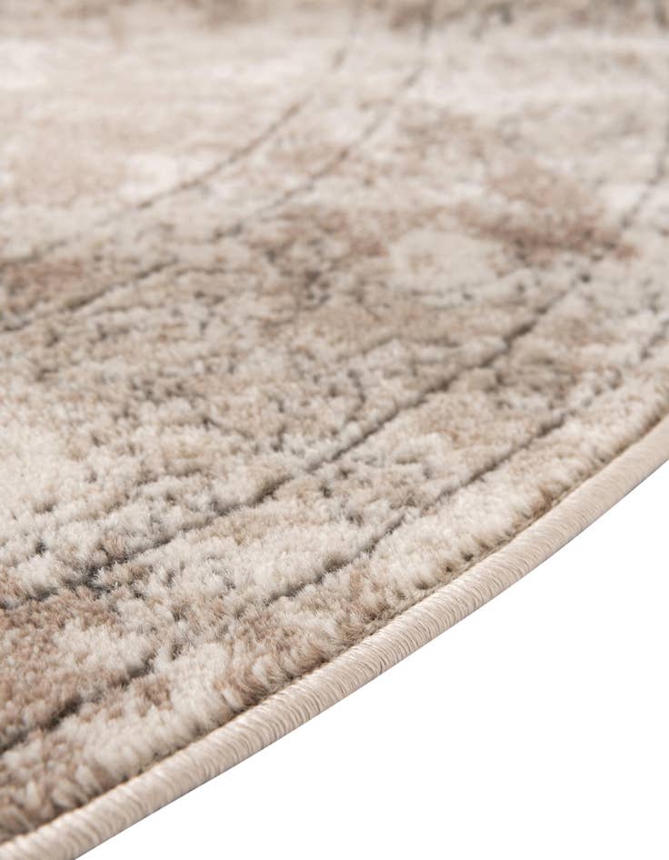 Detail image of 4' 1 x 6' 1 Oregon Oval Rug