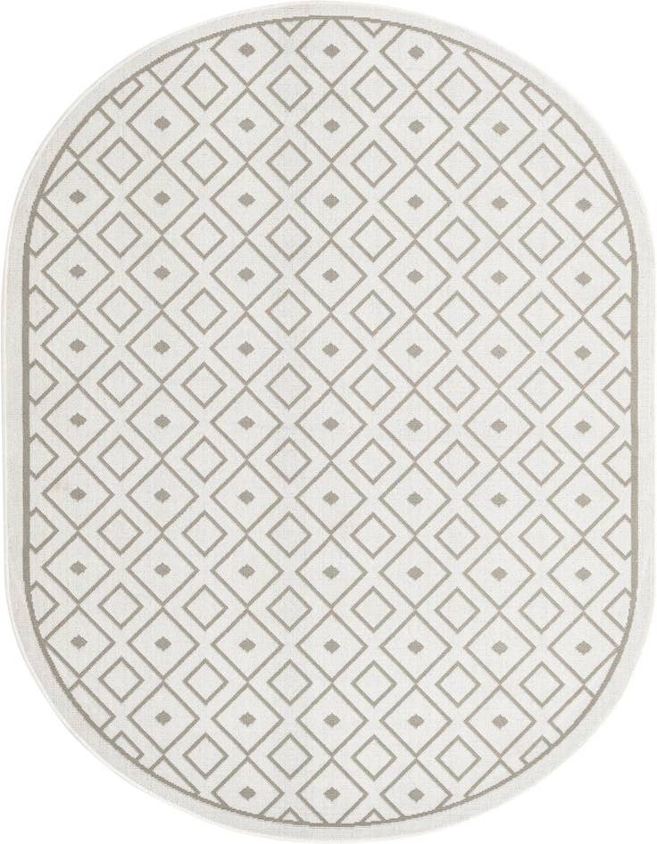 Detail image of 5' 3 x 8' Easy-Clean Lattice Indoor / Outdoor Oval Rug