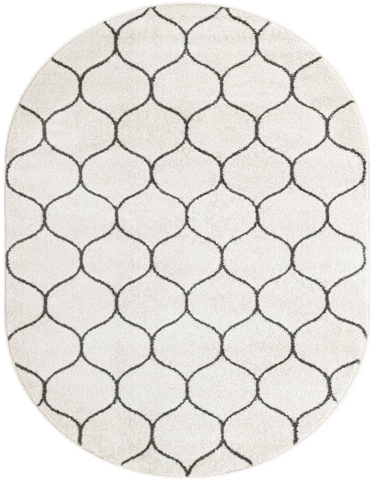Detail image of 4' x 6' Trellis Frieze Oval Rug