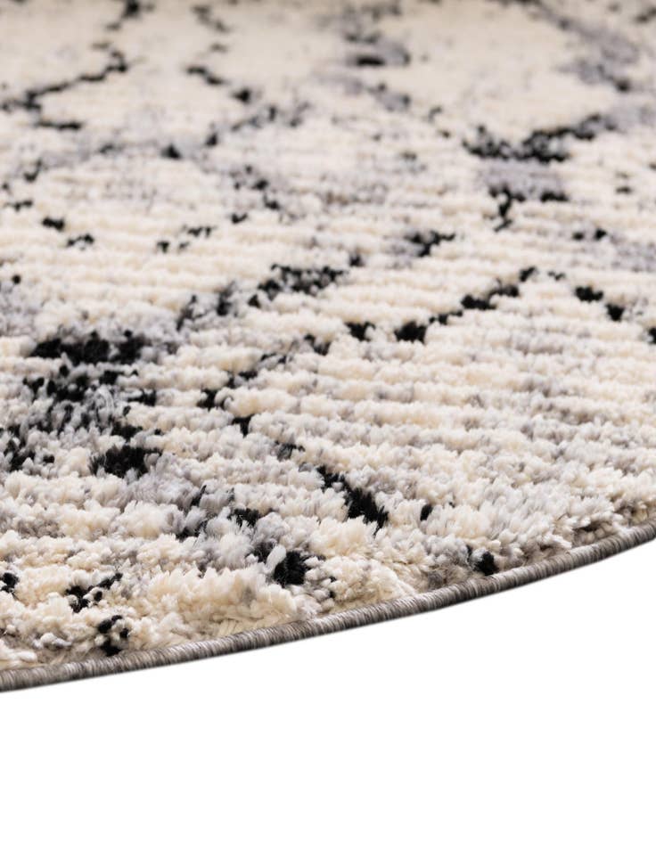 Detail image of 8' x 10' Tucson Oval Rug