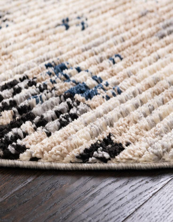 Detail image of 8' x 10' Tucson Oval Rug