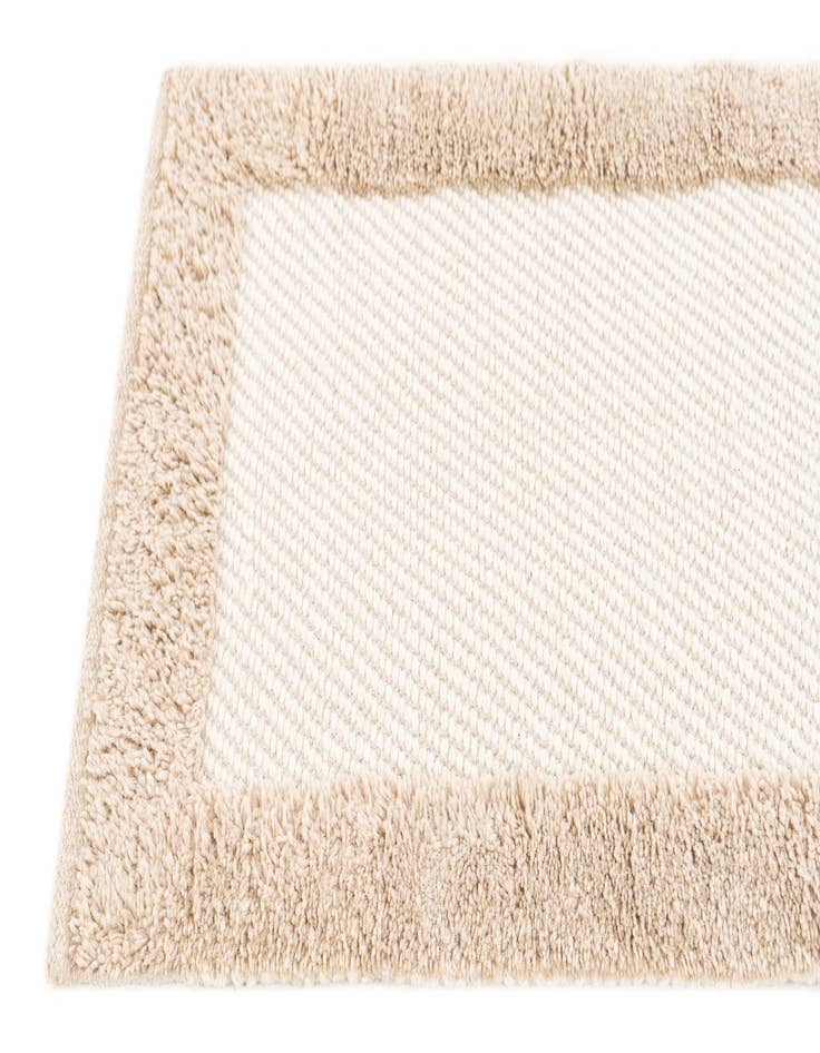 Detail image of 2' x 3'  Hand Woven  Rug