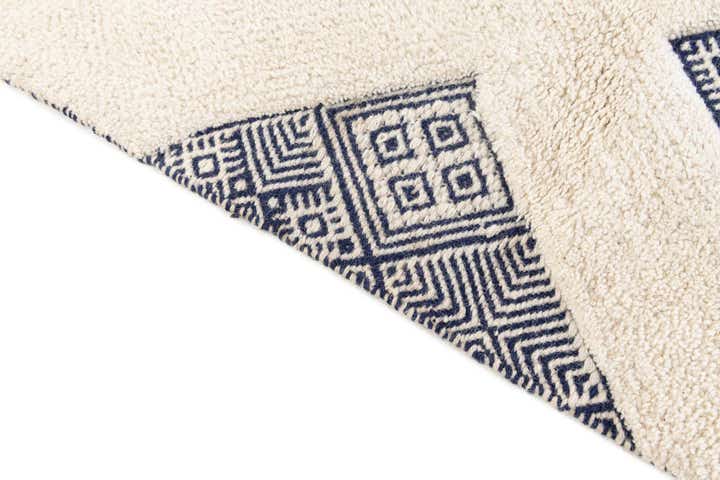 5' 2 x 8' 4 Hand Knotted Rug