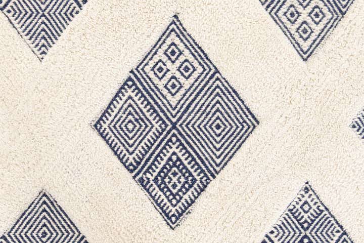 5' 2 x 8' 4 Hand Knotted Rug