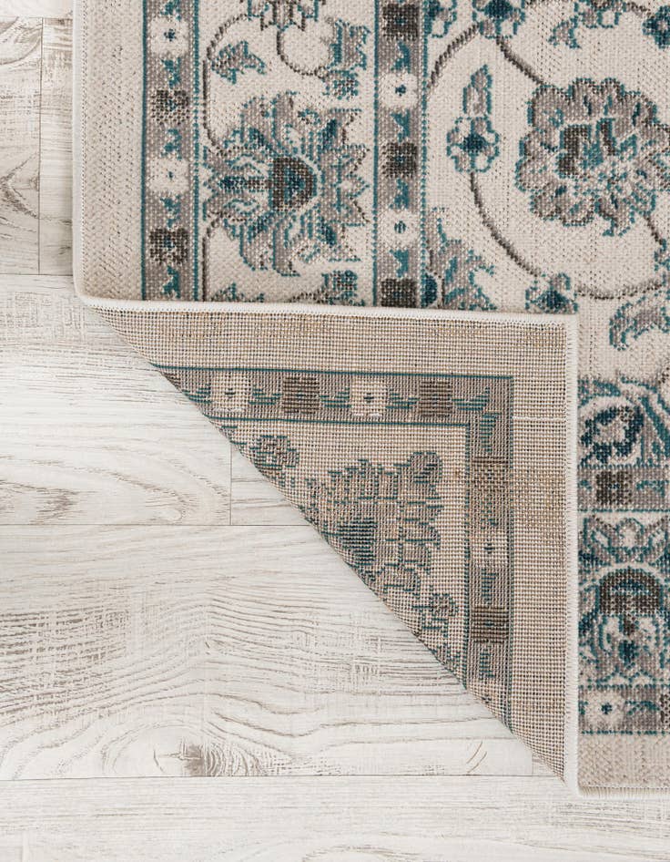 Detail image of 3' 3 x 5' 3 Aarhus Rug