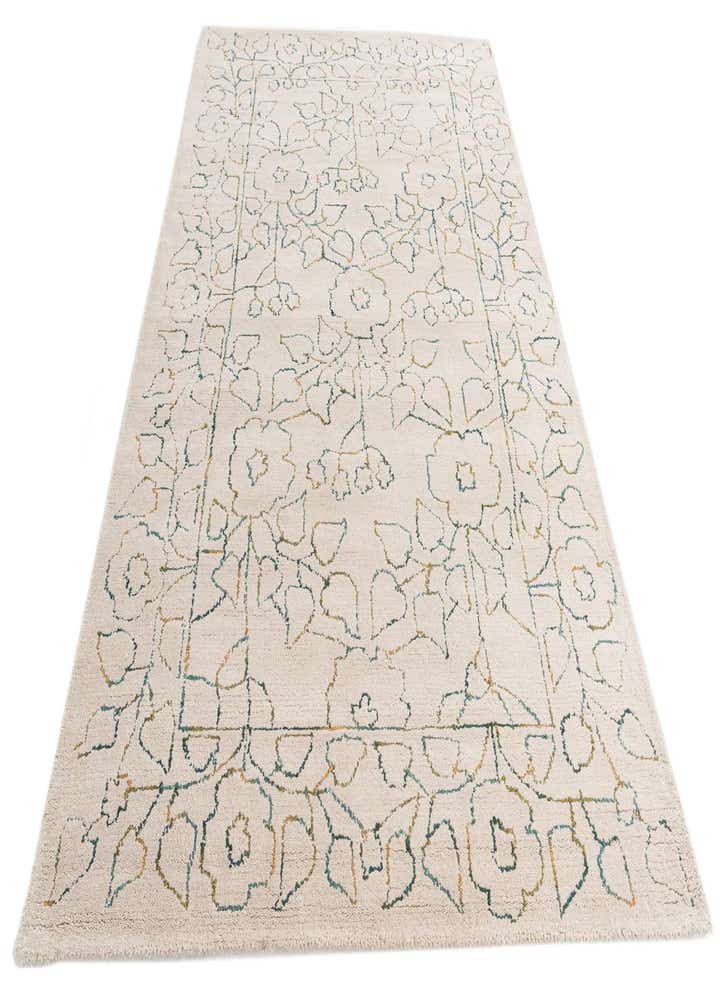 5' 1 x 8' Agra Rug