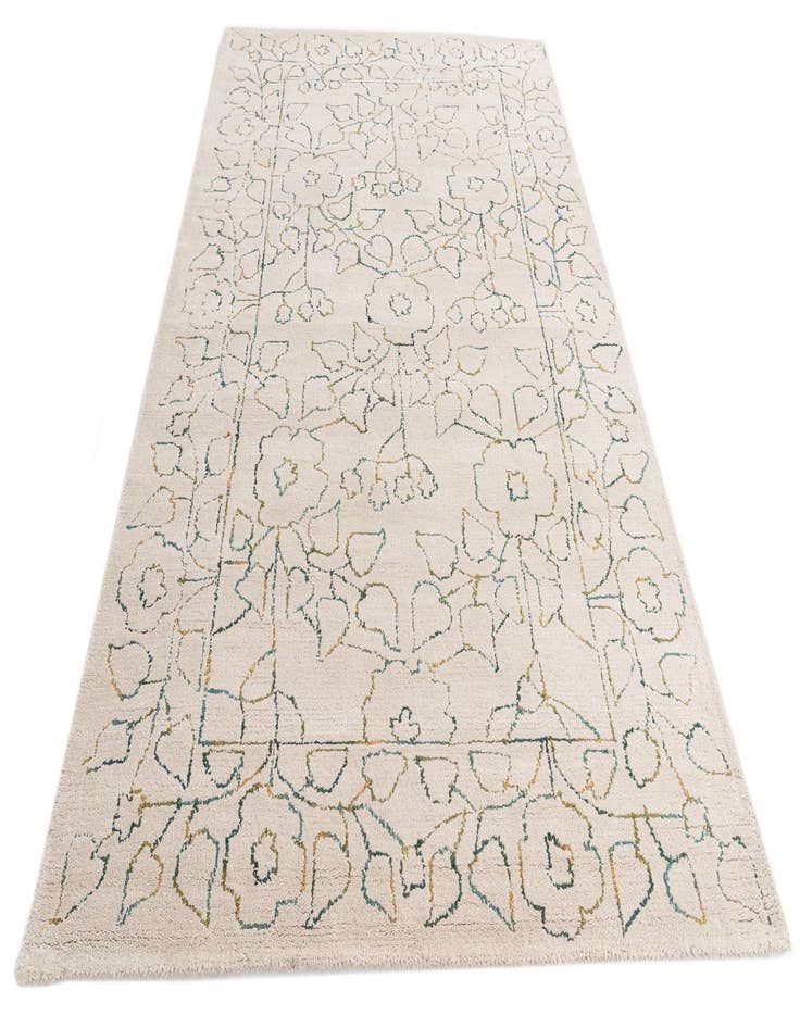 Detail image of 5' 1 x 8' Agra Rug