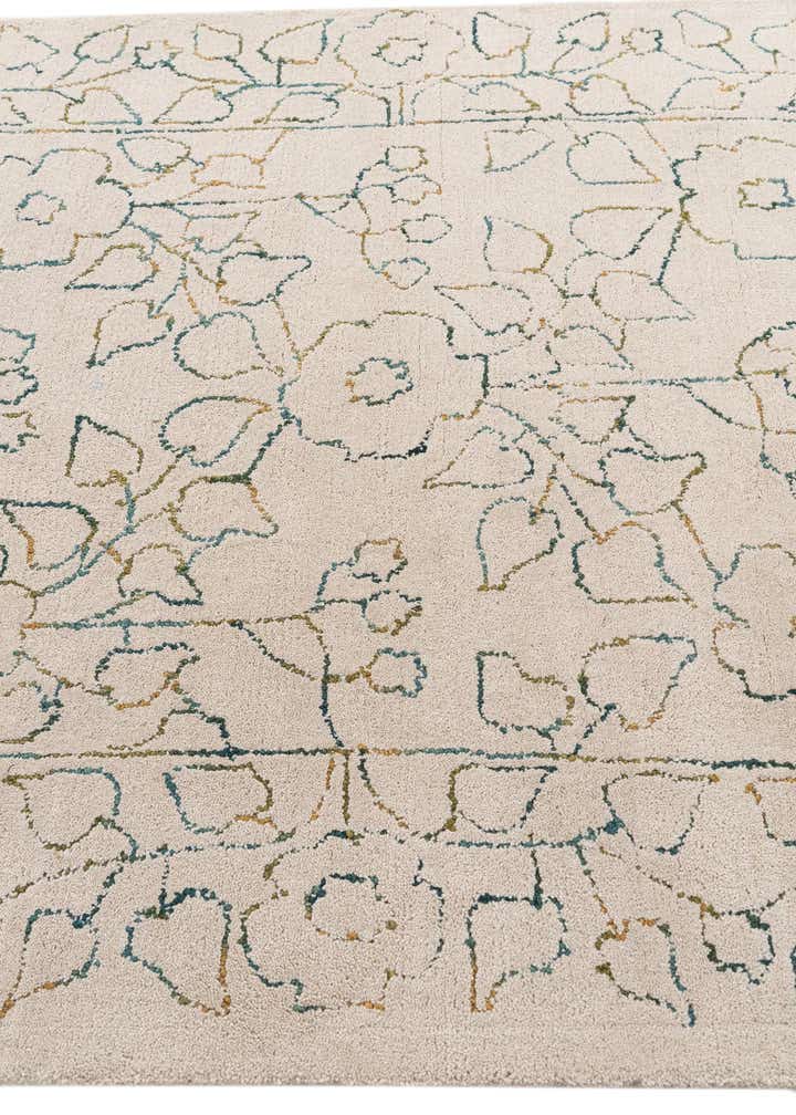 5' 1 x 8' Agra Rug