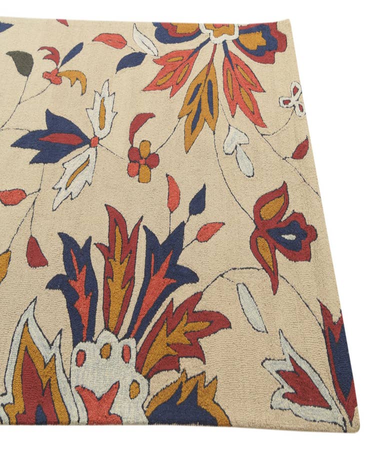 Detail image of 5' x 8' Agra Wool Rug