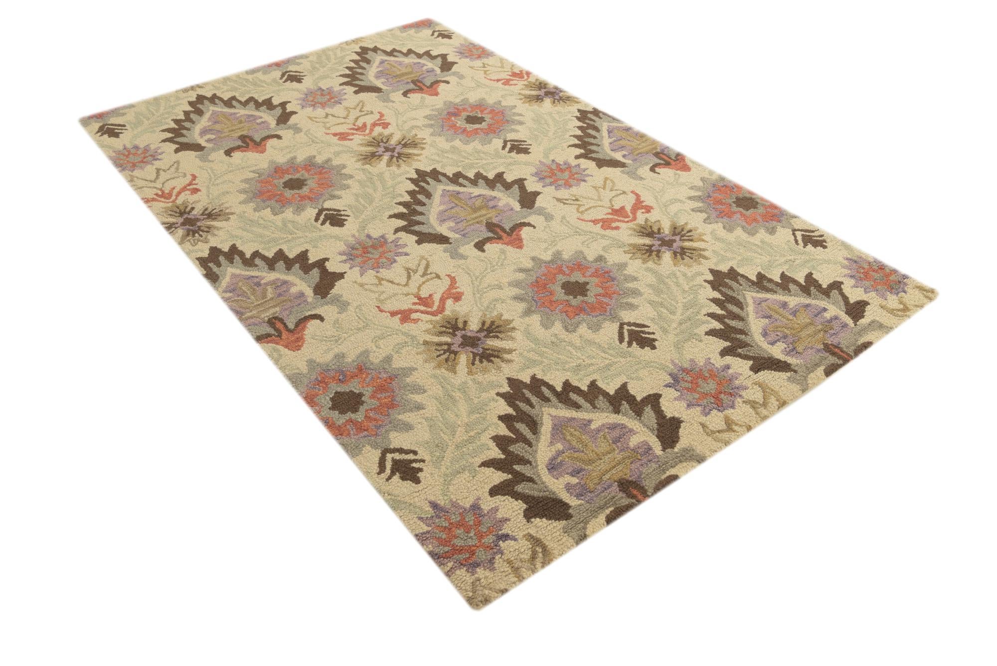 5' 1 x 8' Agra Wool Rug