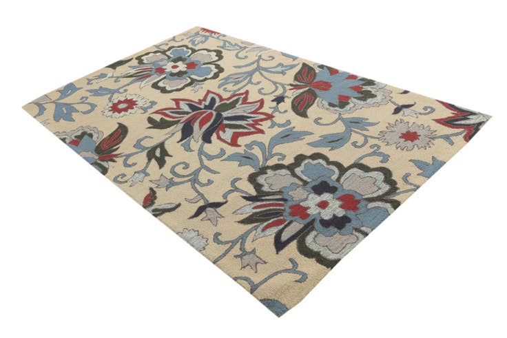 Detail image of 5' x 8' Agra Wool Rug