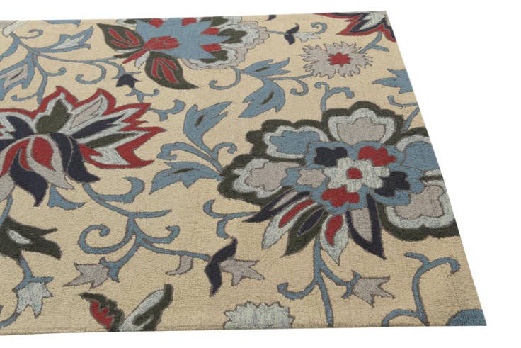 Detail image of 5' x 8' Agra Wool Rug