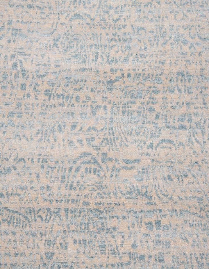 Detail image of 4' 10 x 8' Alexis Rug