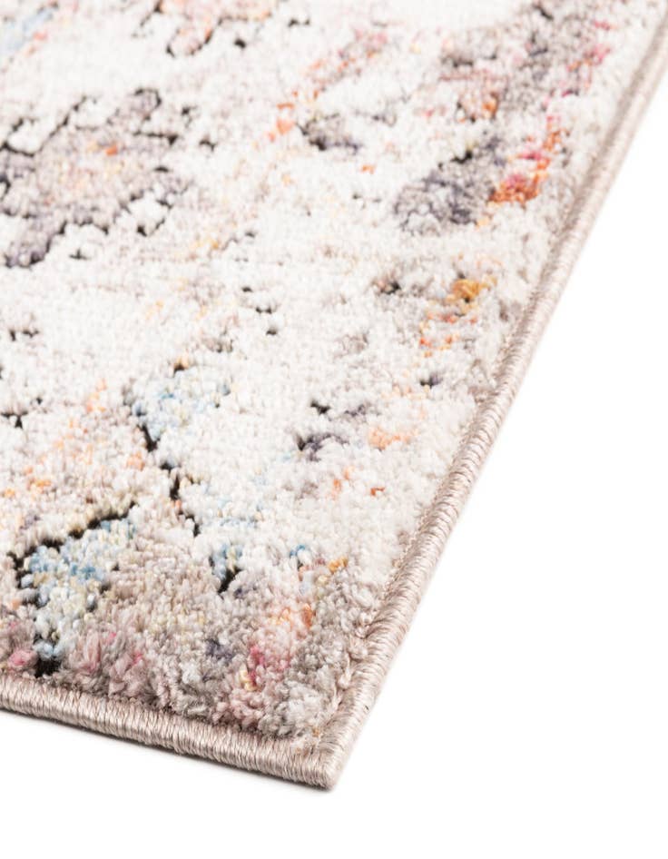 Detail image of 5' 3 x 7' 7 Andromeda Rug