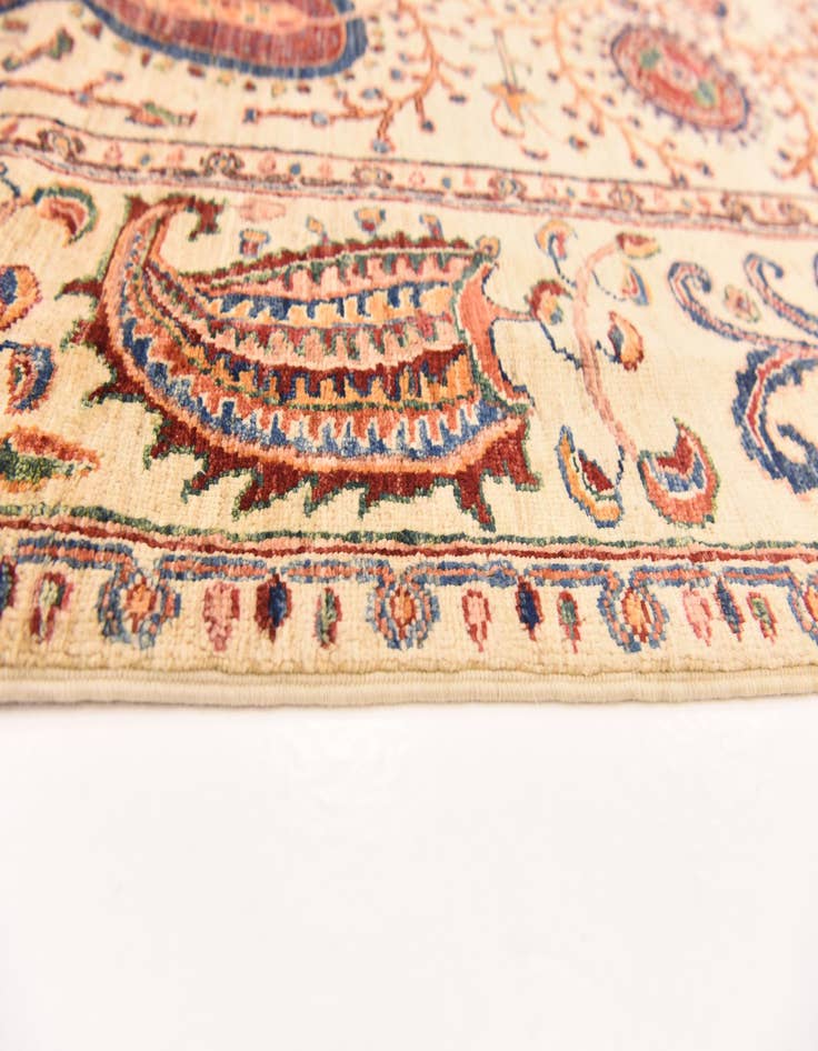 Detail image of 5' 7 x 7' 6  Hand Knotted Ariana Ziegler Rug