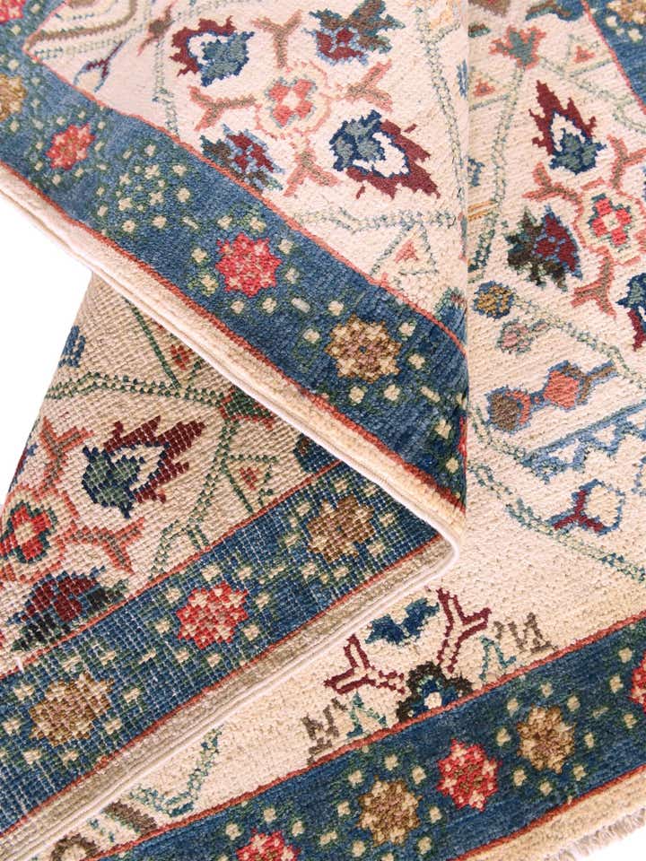 2' 9 x 4' Hand Knotted Ariana Ziegler Rug
