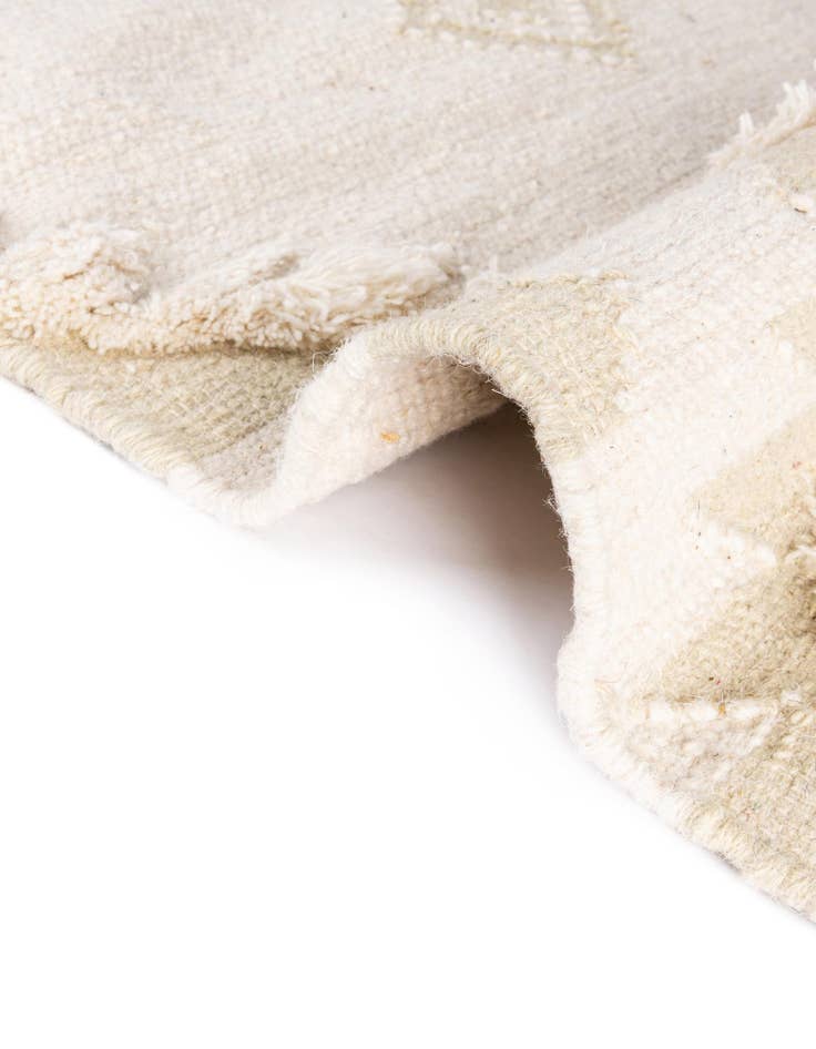 Detail image of 6' 1 x 9'  Hand Woven Arizona Wool Rug